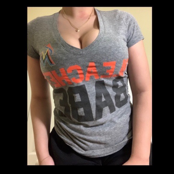 Top - Picture 1 of 3